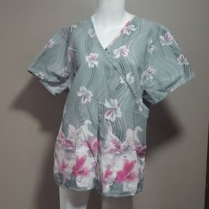 Denice Gray Scrub Top with Floral Print M